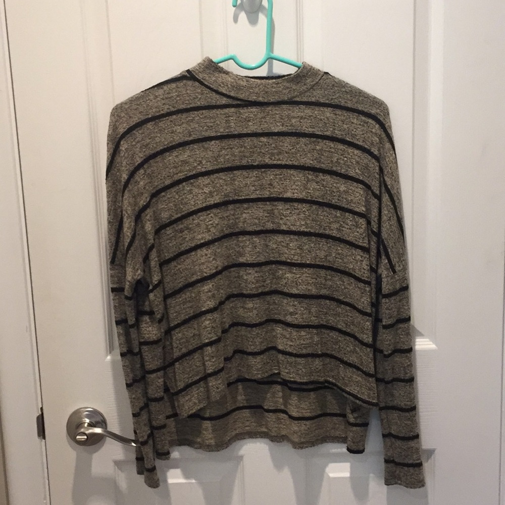 Purchased from Aritzia- a mock neck long sleeve